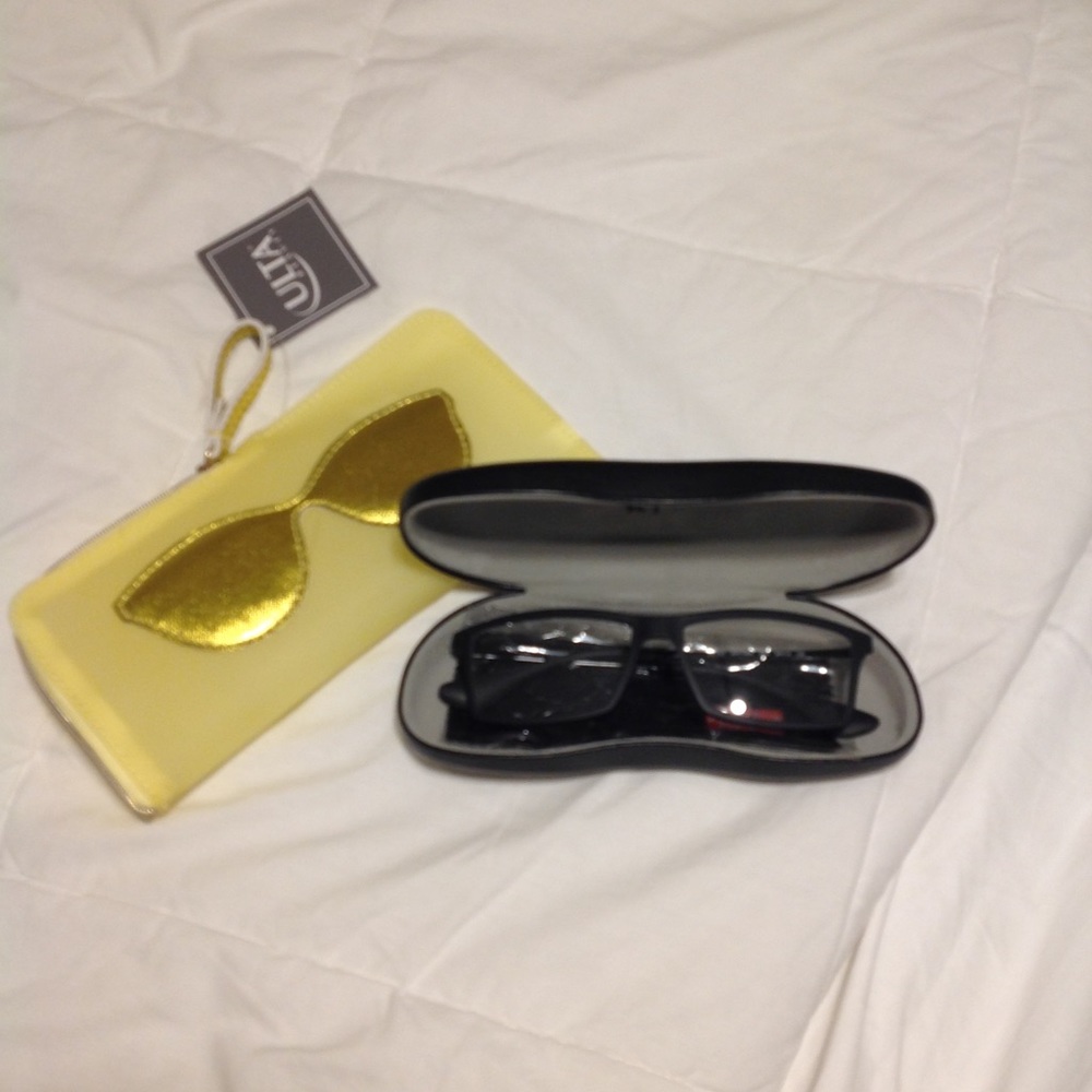 Ray-Ban Black Glasses with Case